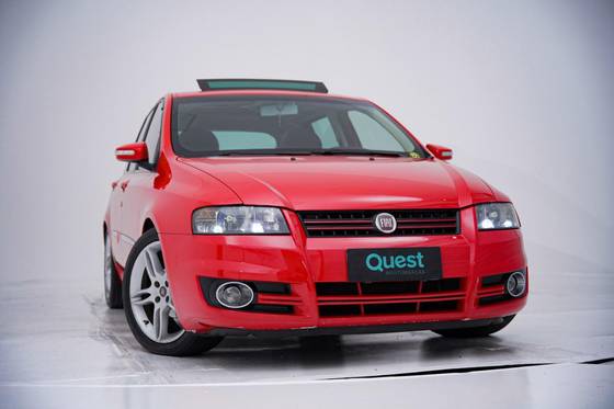 FIAT STILO 1.8 MPI SPORTING 8V FLEX 4P MANUAL FIAT STILO 1.8 MPI SPORTING 8V FLEX 4P MANUAL